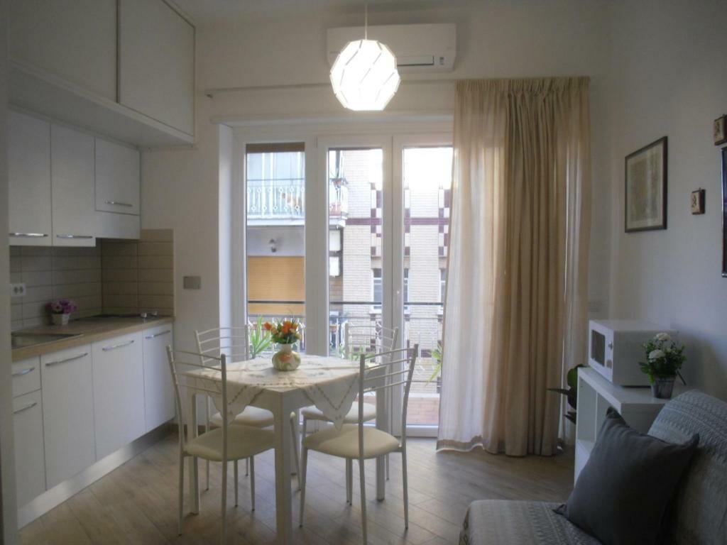 Lovely Little Apartment In Via Aurelia Roma Ngoại thất bức ảnh