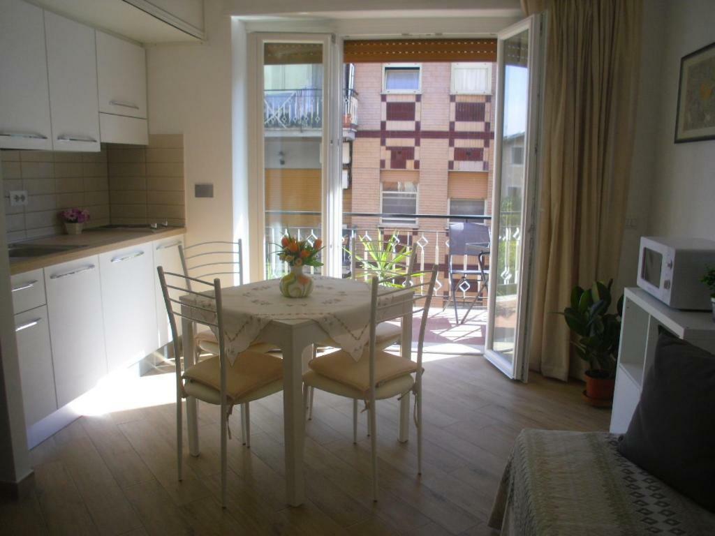 Lovely Little Apartment In Via Aurelia Roma Ngoại thất bức ảnh