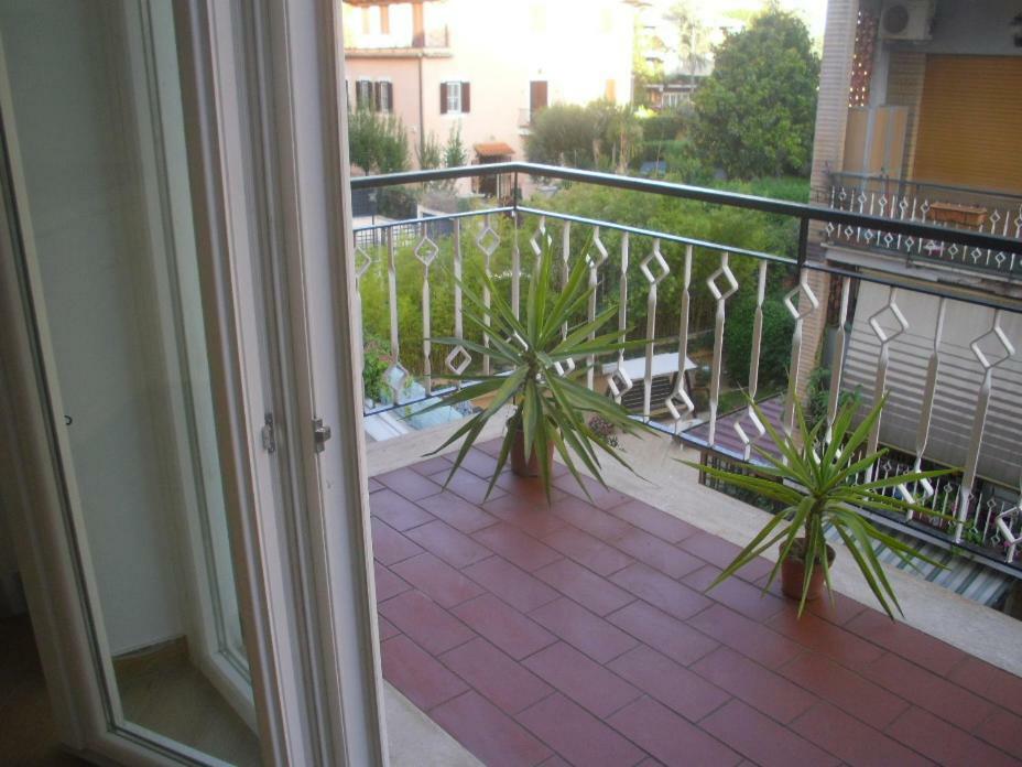 Lovely Little Apartment In Via Aurelia Roma Ngoại thất bức ảnh
